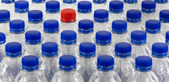 Recyclage bouteilles en plastique : les avantages environnementaux